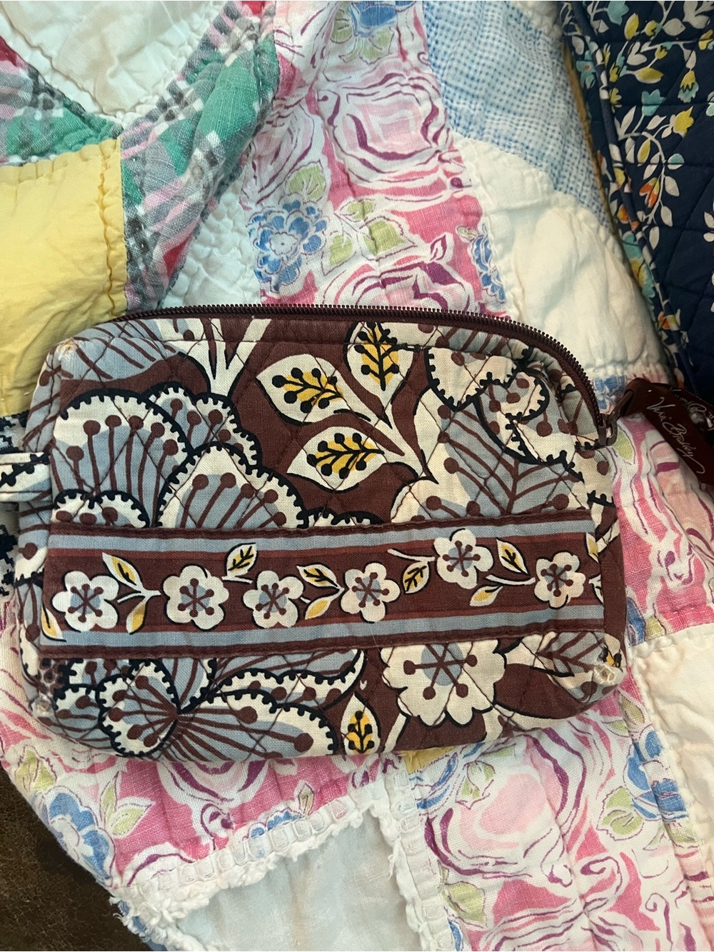 3 vintage Vera Bradley Floral Quilted Crossbody Trio of Patterned Pouches - Picture 9 of 14